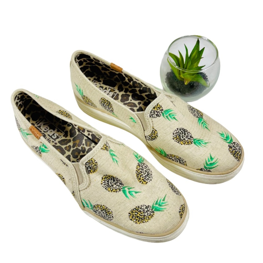 Meds triple decker pineapple slip on sneaker